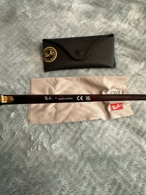Ray-Ban Clubmaster Sunglasses thumbnail 4
