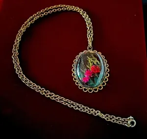 Vintage Necklace Gold thumbnail 1