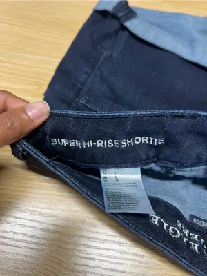 American Eagle Super Hi-Rise Shortie Dark Wash Stretch Denim Shorts Size 8 thumbnail 5