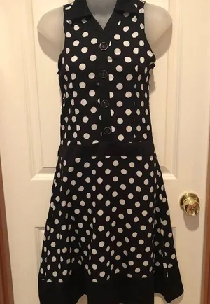 New dress Size M thumbnail 6