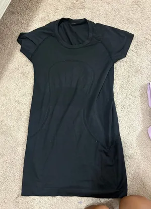 Lululemon Black Swiftly Short Sleeve thumbnail 1