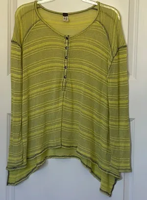 We The Free Open Knit Oversized Yellow Sweater Medium Poncho thumbnail 1