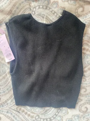 Crop Top thumbnail 3