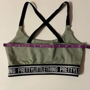Pretty Little Thing Light Green & Black X-Back Sports Bra Size 2 GUC thumbnail 6