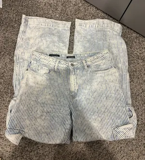 Target Cargo Jeans thumbnail 1