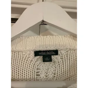 Wild Fable white cotton cableknit sweater size xs Cabincore thumbnail 3