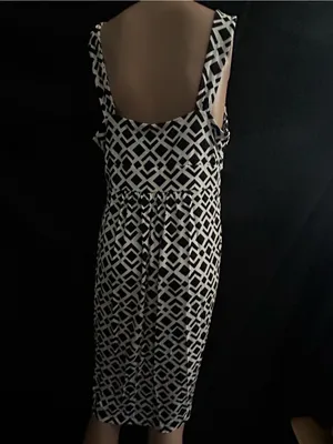 Ann Taylor Black & White Geometric Sleeveless Women’s Dress LG thumbnail 2
