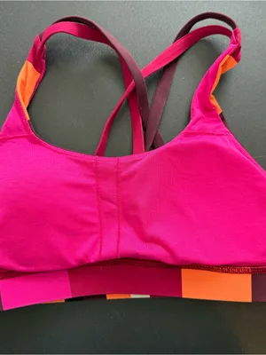 Lululemon Sports Bra Women's Size 4 Pink Orange Striped Active Wear Yoga Stretch thumbnail 5