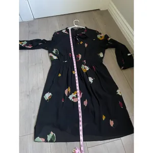 Madewell Short Dress VNeck Collar Tie Leaf Print Black Sheer Long Sleeves Size 1 thumbnail 7