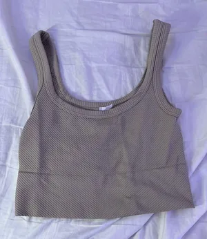 NIKIBIKI Cropped Seamless Top thumbnail 1