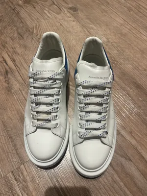Alexander McQueen Oversized Sneakers thumbnail 3