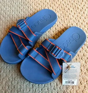 NWT Chillos Chaco Slides thumbnail 1