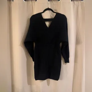 Black V-Neck Sweater Dress (No Brand) thumbnail 2