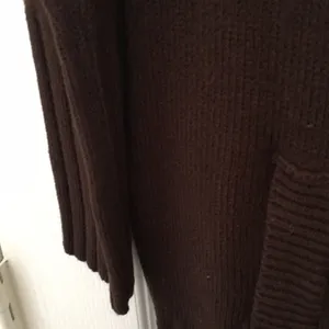 FINAL MARKDOWN Derek heart hooded sweater small thumbnail 4