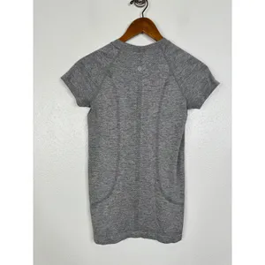 Lululemon Swiftly Tech Short Sleeve 2.0 Heathered Grey Training Shirt Size 4 thumbnail 2