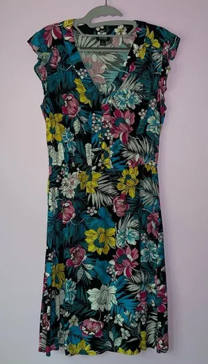 Ana Size 8 Midi Dress Black w Colorful Tropical Floral Print Ruffle Casual thumbnail 1