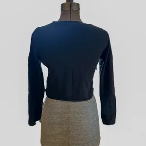 TRUE RELIGION Distressed Wing Baby T-shirt Black Long Sleeve Cropped Top thumbnail 3