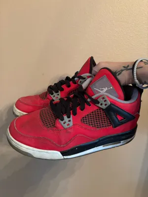 Air Jordan 4 Retro GS 'Toro Bravo' 2013 thumbnail 6