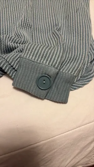 button up jacket thumbnail 2