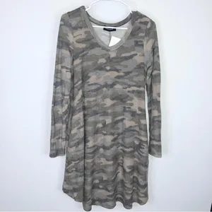 RAE MODE Green Camo Super Soft Long Sleeve V-Neck Swing Dress Small NWT thumbnail 7