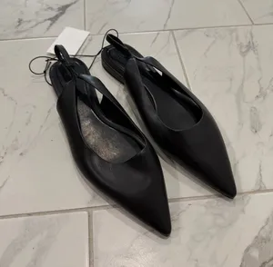 H&M Black Flats thumbnail 1