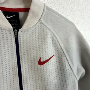 Nike NSW Knit Bomber Jacket Womens Size Small in Off White thumbnail 3