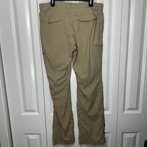Duluth Trading Cargo Dry On The Fly Pants Women 14x35 Tan Hiking Work Utility thumbnail 2