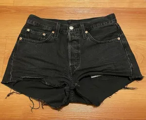 Levi's 501 Mid-Rise Shorts thumbnail 1