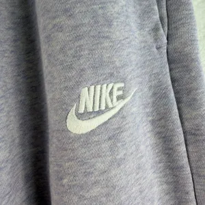 Nike XL‎ Sportswear Club Fleece Mid Rise Oversized Sweatpants Jogger Lavender thumbnail 4