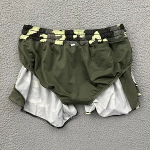 Lululemon Hotty Hot Low Rise Shorts 4" Heritage 365 Camo Green Athletic Women 8 thumbnail 4