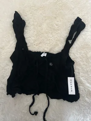 PacSun Top Tank Cropped thumbnail 1
