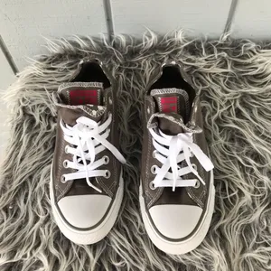 Converse Sneakers thumbnail 2