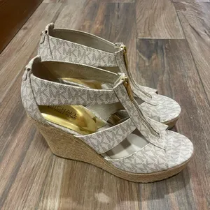 Michael Kors Heels thumbnail 1