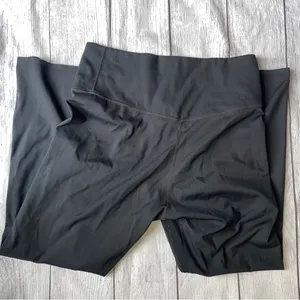 Nike Black High-Rise Stretch Leggings thumbnail 2