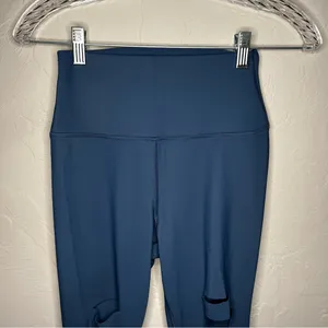 Alo Blue Ripped Warrior High Rise Yoga Leggings‎ thumbnail 7