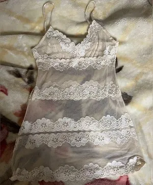 Medium Creme lace no brand camis thumbnail 1