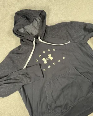 Under Armour Women's‎ XL Black Hoodie White Wording Hooded Sweatshirt Boxy Fit thumbnail 1