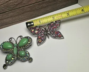 Rhinestone Butterfly Insect Brooch Pin Lot Of 2 Silver Tone 1 Green & 1 Pink thumbnail 3