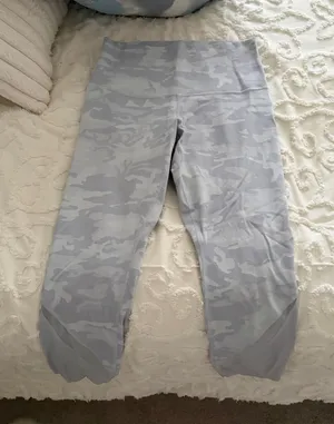 Lululemon Leggings Crop thumbnail 1