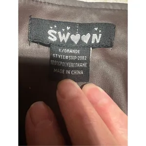 Women's Casual Faux Leather Shorts Brown Sz L NWT thumbnail 3