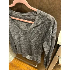 Lululemon Yogi Everyday long-sleeve top in a gray space-dye Pima‎ cotton blend 8 thumbnail 2