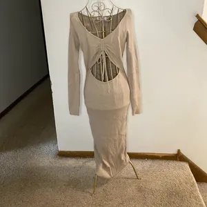 All In Favor Ribbed Cutout Midi Dress Long Sleeve Size Medium NWT thumbnail 5