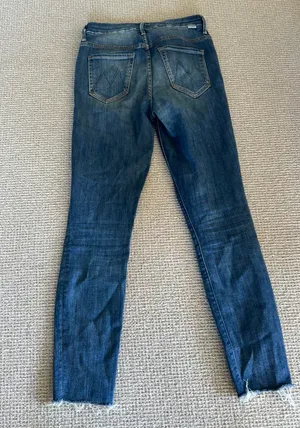 Skinny Mother Jeans thumbnail 2
