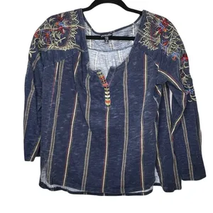 Hannah Embroidered Top‎ Blue Size M thumbnail 2