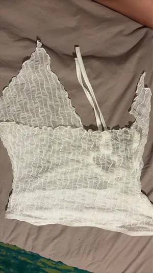 White asymmetrical crop top with adjustable string Size M thumbnail 2