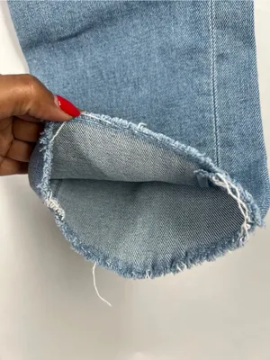 MOTHER‎ Tomcat Ankle Fray Jeans in Light Blue thumbnail 5