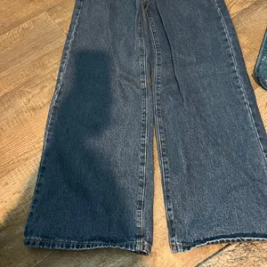 Edikted wide leg jeans size small‎ thumbnail 5