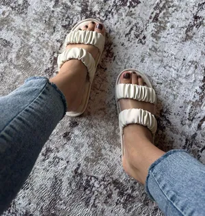 Flexeaze Elegant White Cream Women's Sandals Size 9 thumbnail 2