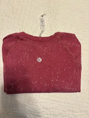 Lululemon Swiftly Tech Short Sleeve thumbnail 3