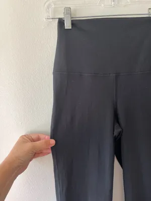 YOGALICIOUS Sz S Pull On Black Lux Comfort 7/8 Flare Leggings thumbnail 3